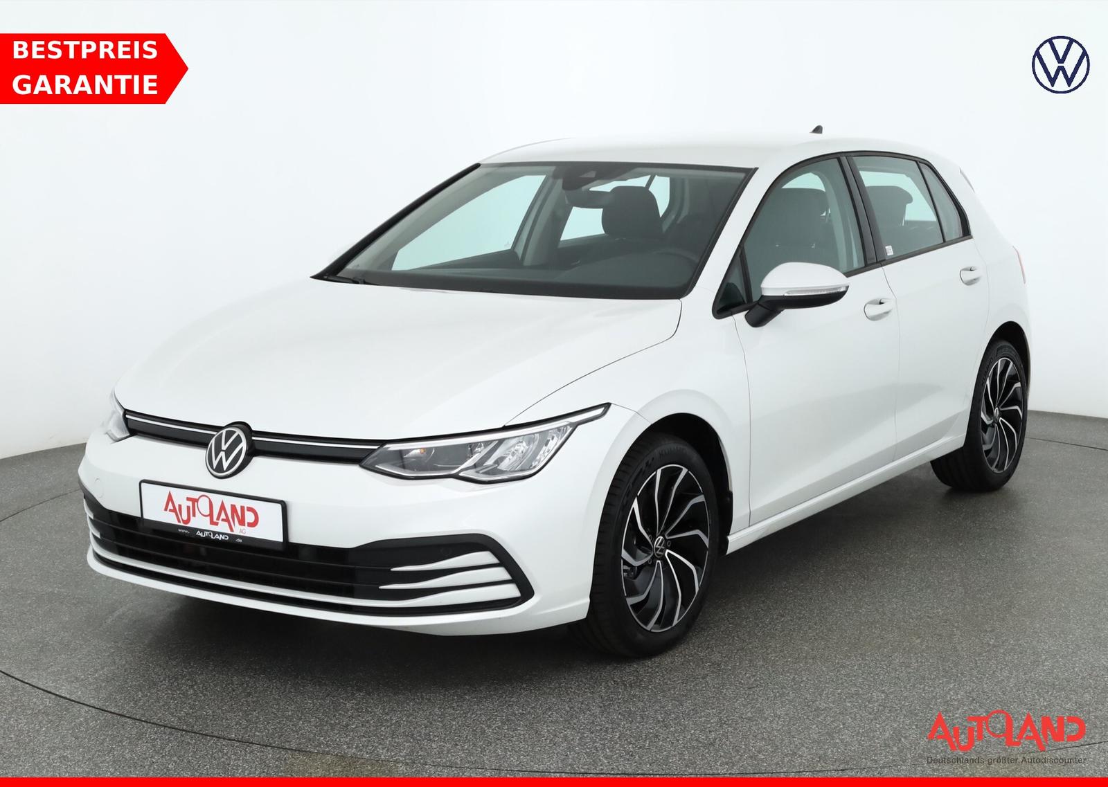Volkswagen Golf VIII 1.5 TSI Life LED Sitzheizung ACC