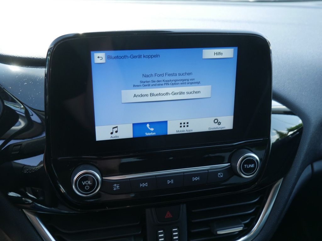 Fahrzeugabbildung Ford Fiesta 1.0 EcoBoost Titanium KLIMA SITZHEIZUNG