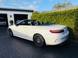 Mercedes-Benz E 400 4MATIC AMG Burm Luftf Massage - Mercedes-Benz E 400: Cabrio
