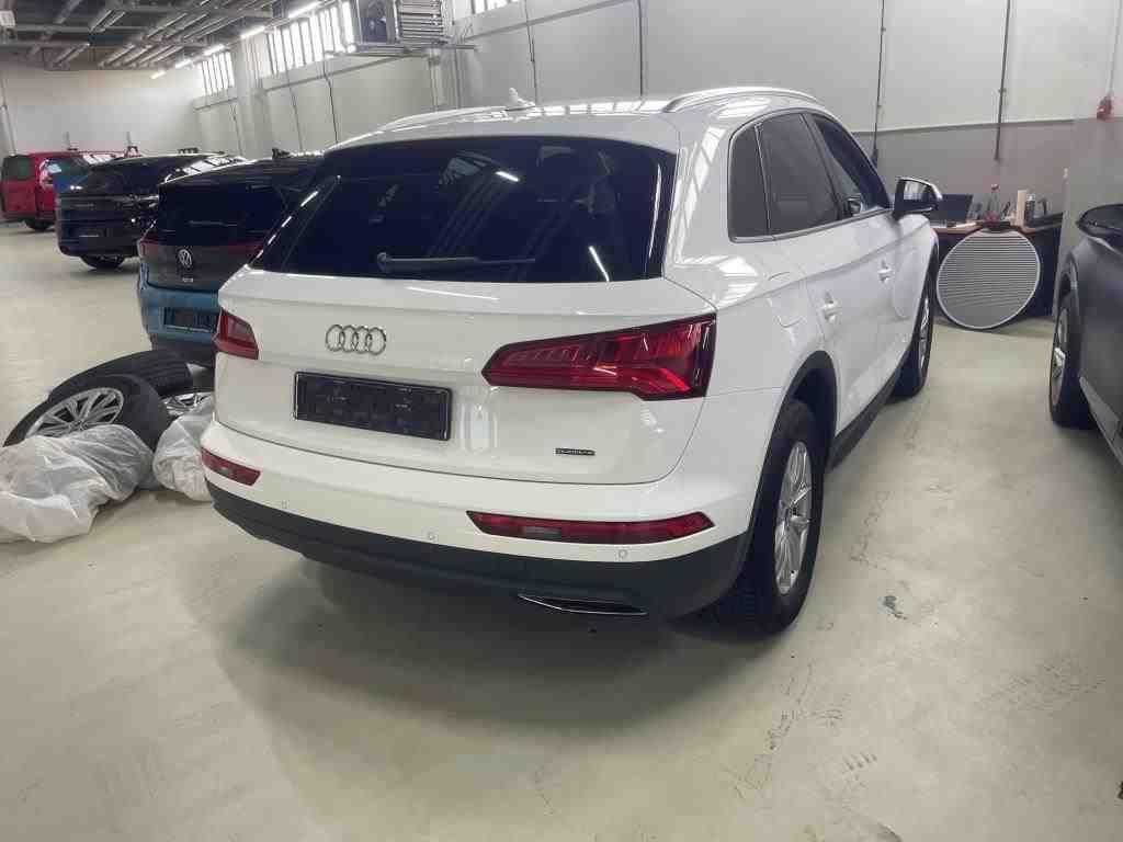 Audi Q5 40 TDI quattro S tronic Xenon/SHZ/AHK/ACC