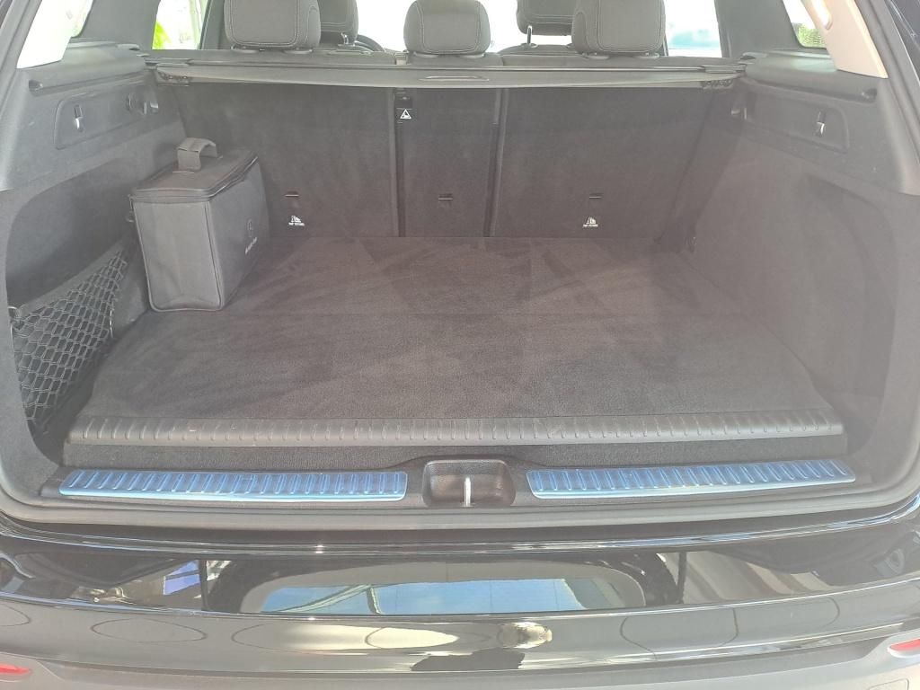 Fahrzeugabbildung Mercedes-Benz GLC 300 e 4M AHK Navi LED SHZ Kamera RDK Sport