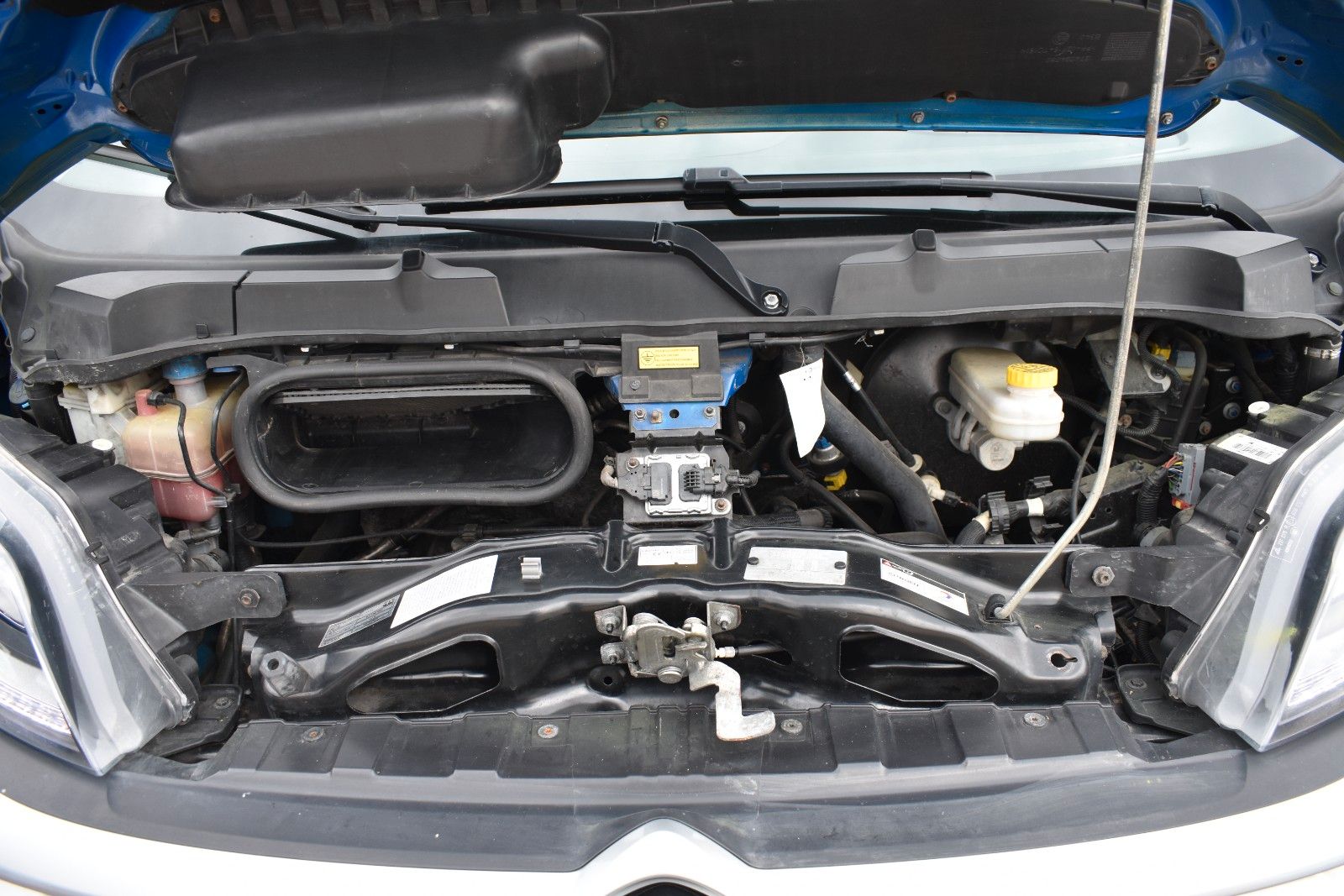 Fahrzeugabbildung Citroën Jumper Pritsche Doka. 35 L4 Heavy Plus Solution