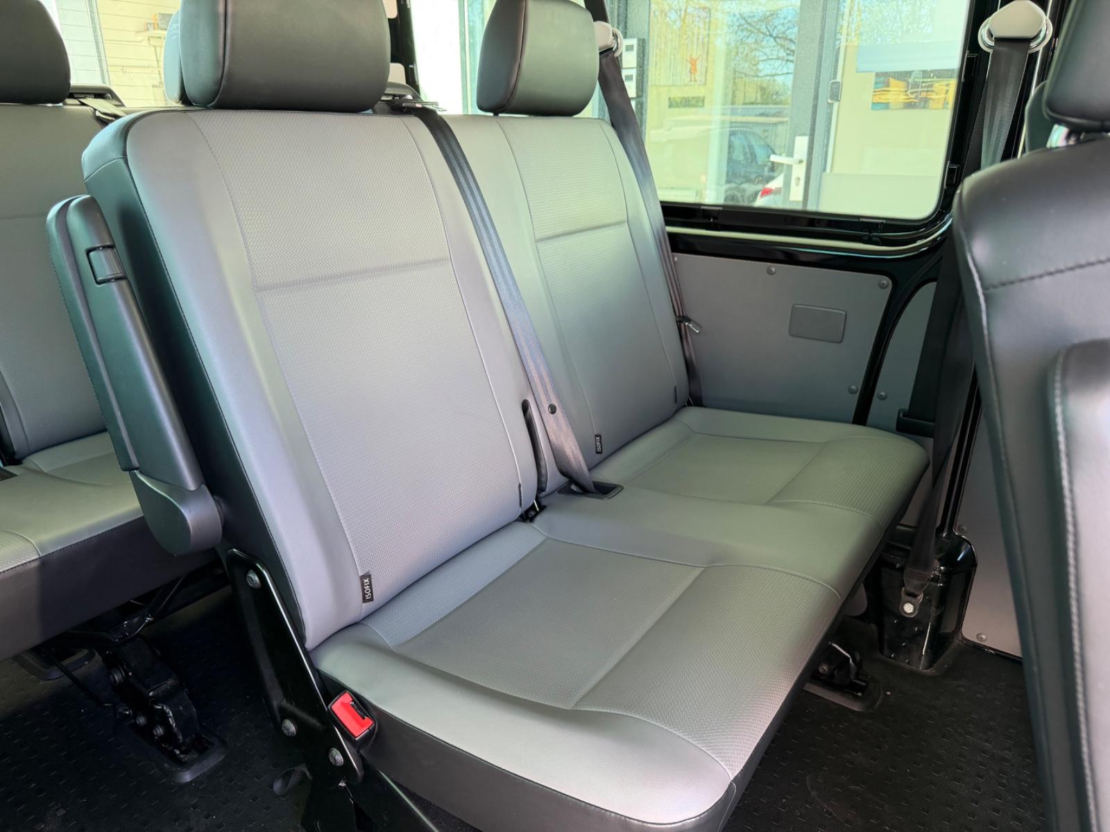Volkswagen T6  9Sitzer