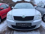 Skoda Octavia Ambition*Automatik*Tüv11/2027+Navi+Klima - Skoda Octavia aus 2012 mit Diesel-Antrieb: Kombi