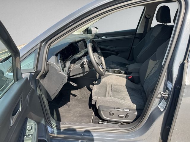 Golf VIII 2.0 TDI DSG Style STANDHZ+LED+NAVI+RFK