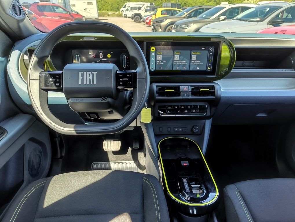 Fahrzeugabbildung Fiat Grande Panda ICON Hybrid 1.2 eDCT