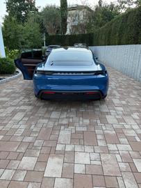 صورة 8 لـ 2023 Porsche TAYCAN
