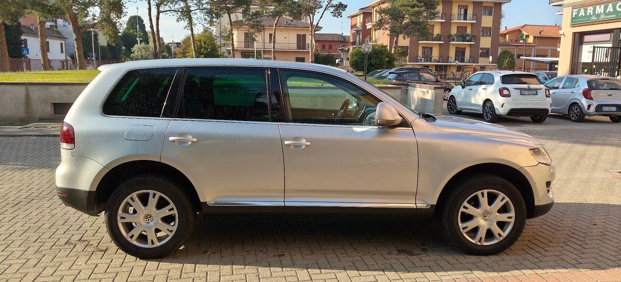 Volkswagen Touareg 2007 — photo 10