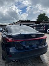 Audi A5 TDI 150 kW S tronic  - Audi A5 Hybrid (Diesel/Elektro)