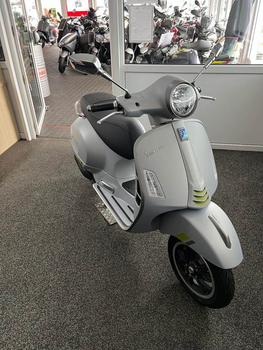 Vespa GTS 125 SuperTech E5 - Modelljahr 2024