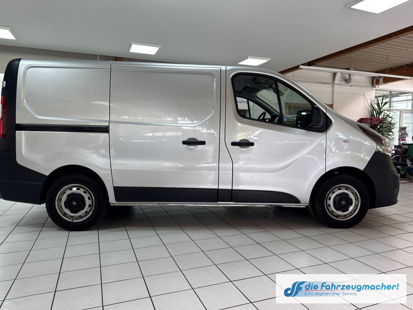 Fahrzeugabbildung Opel Vivaro B Kasten  L1H1 2,7t 1.6 CDTI *EXPORT