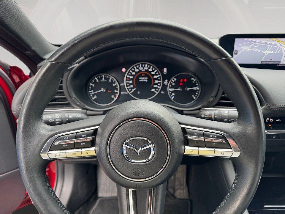 Fahrzeugabbildung Mazda 3 SKYACTIV-X 2.0 M Hybrid SELECTION DES-P BOS A1