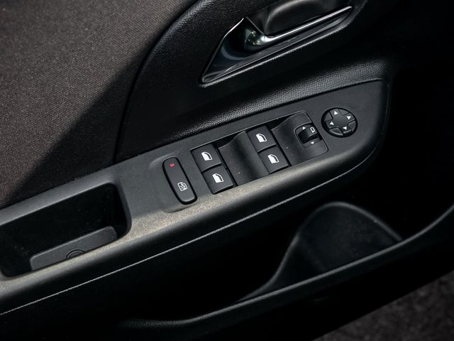 Opel Corsa e F Edition LED Klimaautomatik DAB CarPlay