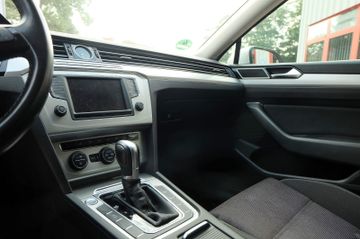 Volkswagen Passat Variant - 9