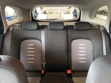 Kia Ceed Sportswagon FIFA World Cup Edition *AHK*LKH
