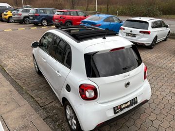 Fahrzeugabbildung Smart ForFour  Passion Klimaaut. Tempomat Faltdach