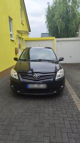 Toyota Auris E15 Facelift - Toyota Auris in Bonn