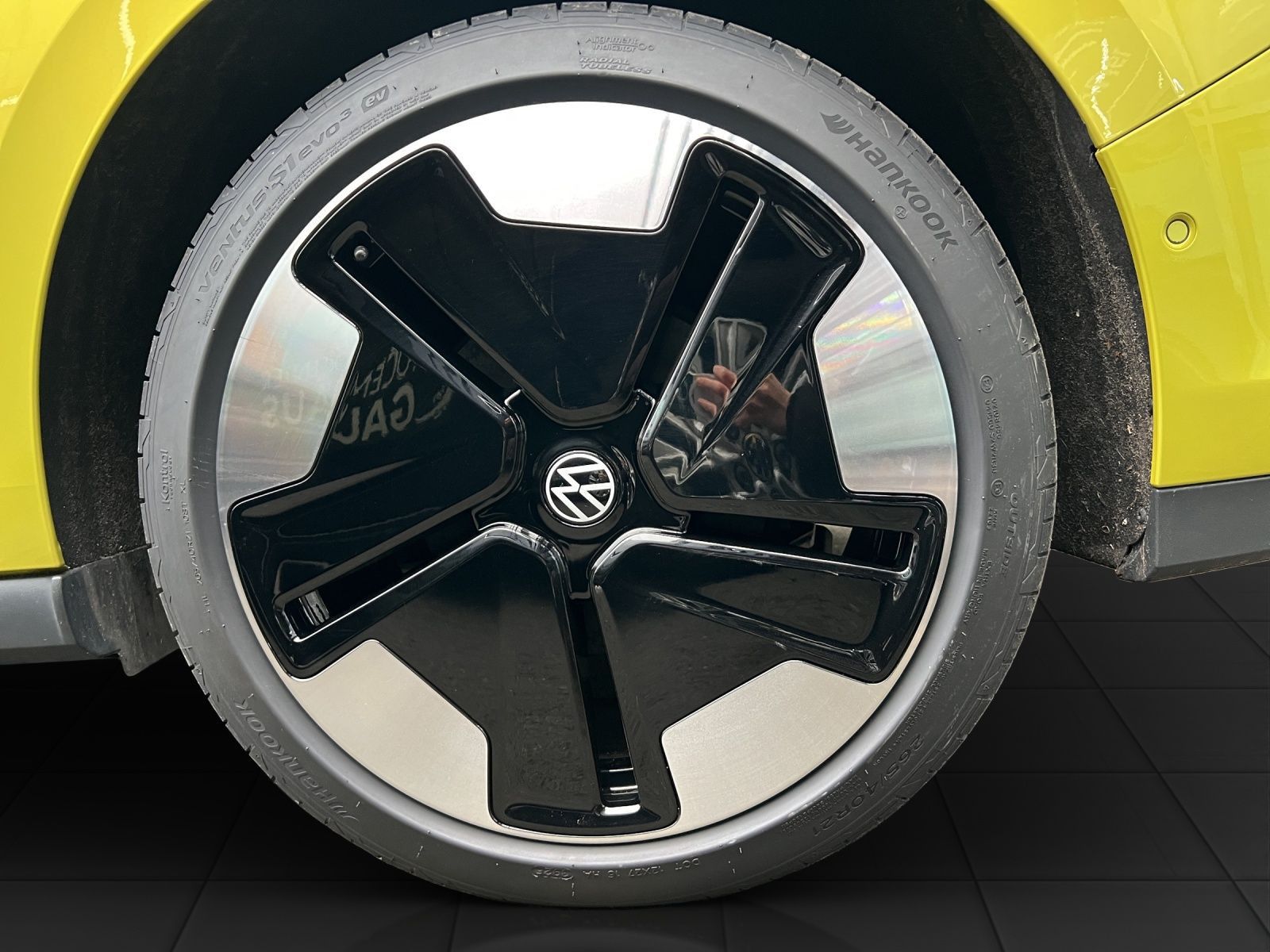 ID.Buzz Pro 150 kW (204 PS) Heckantrieb 1-Gang-A