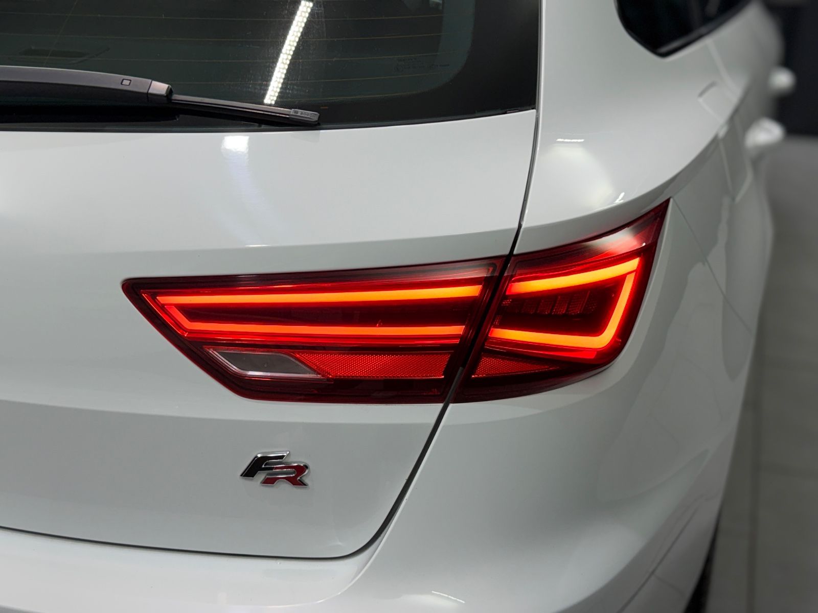 Fahrzeugabbildung SEAT Leon ST FR |RF-CAM|2.HAND