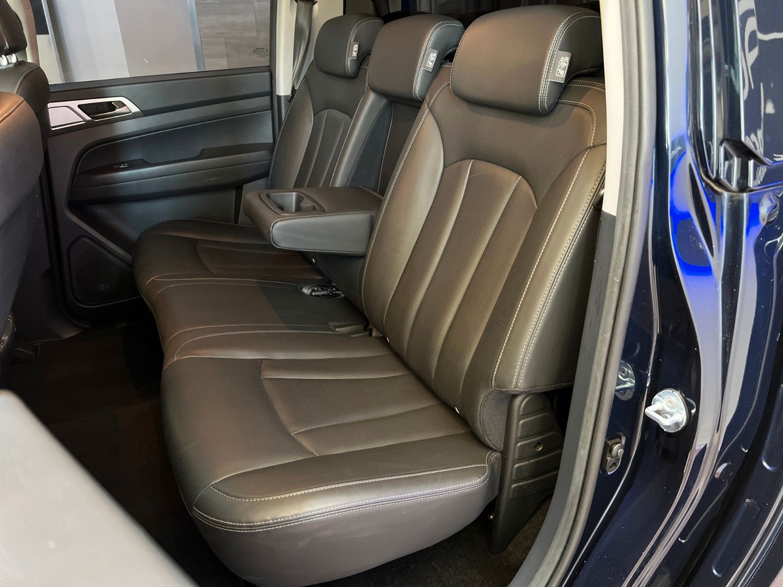 Fahrzeugabbildung Ssangyong MUSSO Sapphire 4WD AT  *AHK*Leder*Kamera*Hardtop