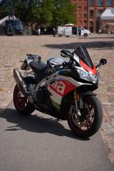 Aprilia RSV4 RF 2017 Euro 4 - Aprilia Motorräder in Hamburg