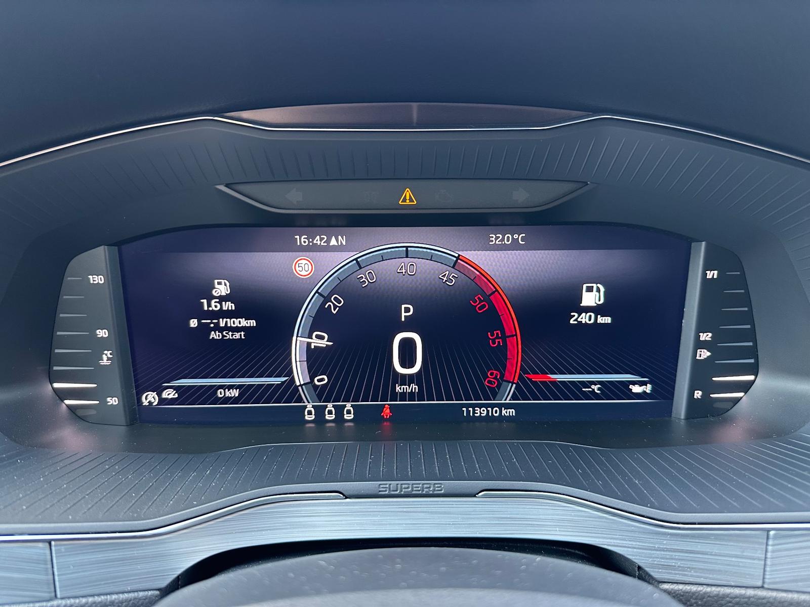 Skoda Superb Combi 2.0 TDI DSG NAV+LED+ACC+PANORAMA, миниатюра 19