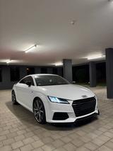 Audi TT 8S - Audi TT in Frankfurt (Main)