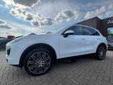 Porsche Cayenne 3.0 Diesel *Pano*Leder*AHK*Navi*BOSE* - Porsche Gebrauchtwagen in Bremen