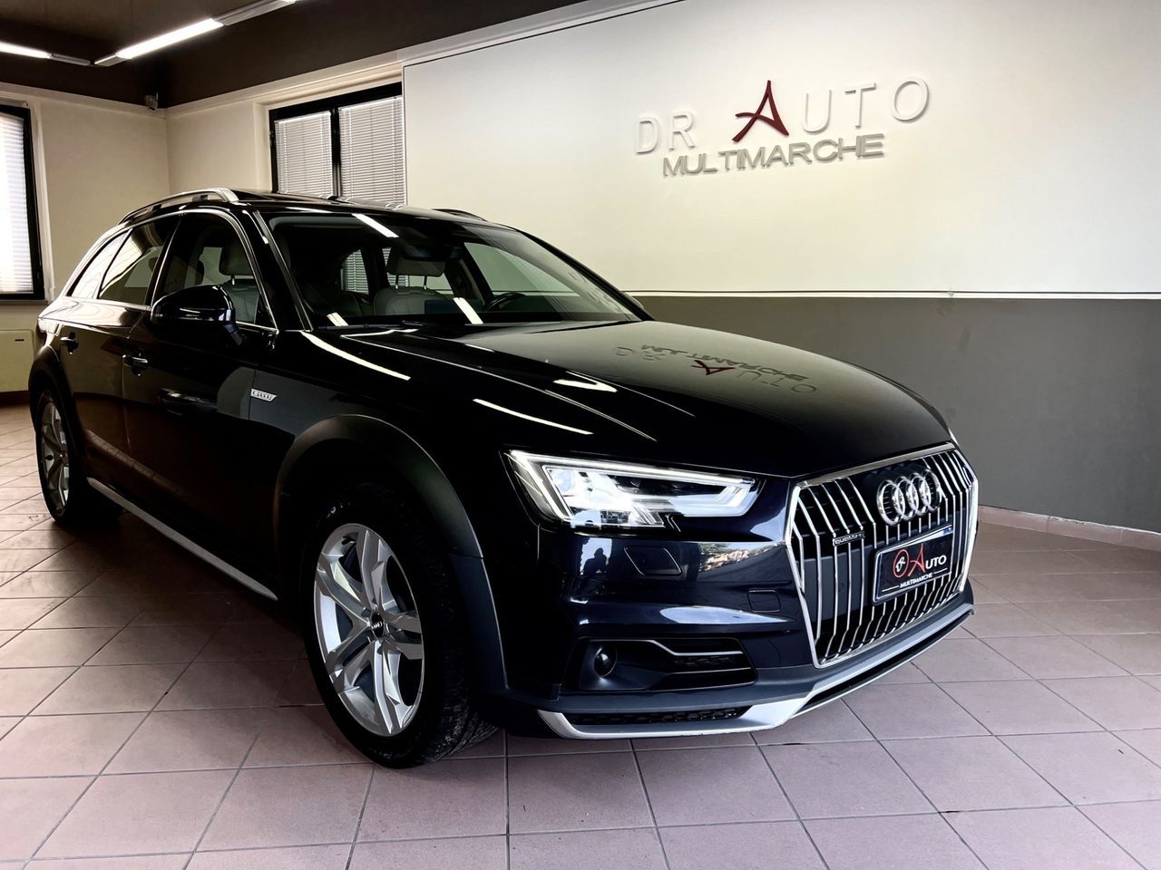 AUDI Audi A4 allroad 2.0 TDI 190 CV S tronic Business