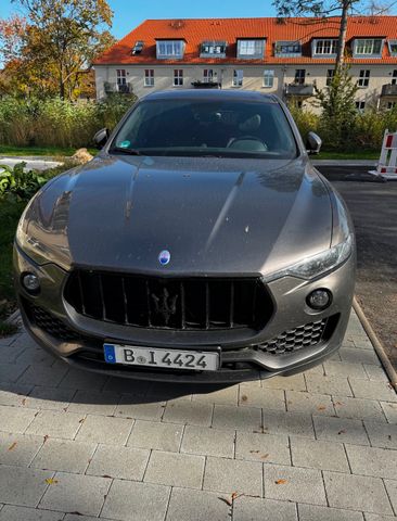 Maserati Levante Diesel 3.0 V6 | Garantie bis 12.26