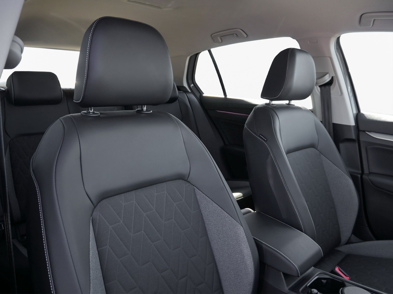 Volkswagen Golf - Bild 11
