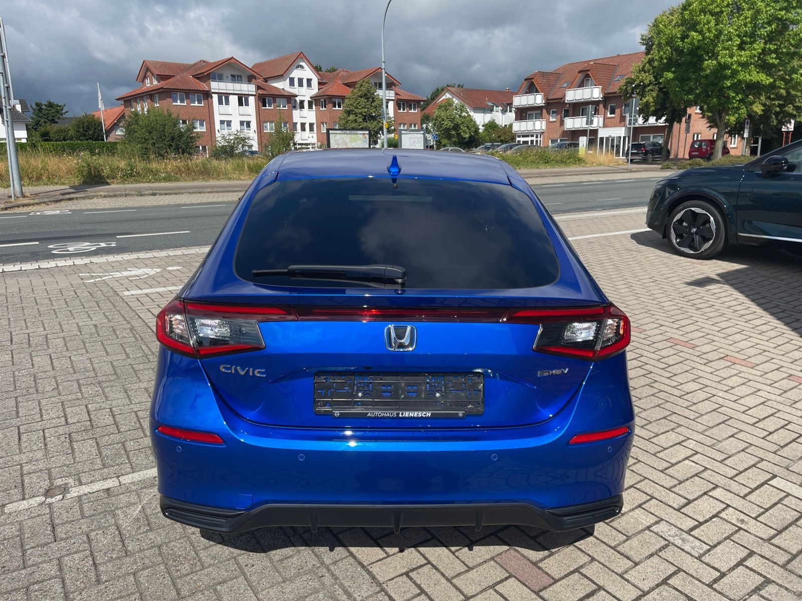 Fahrzeugabbildung Honda Civic Lim. 5-trg. e:HEV Sport Klima/Navi/Kamera
