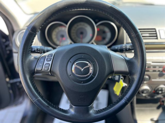 Mazda 3 Lim. 1.6 Grau Schaltgetriebe