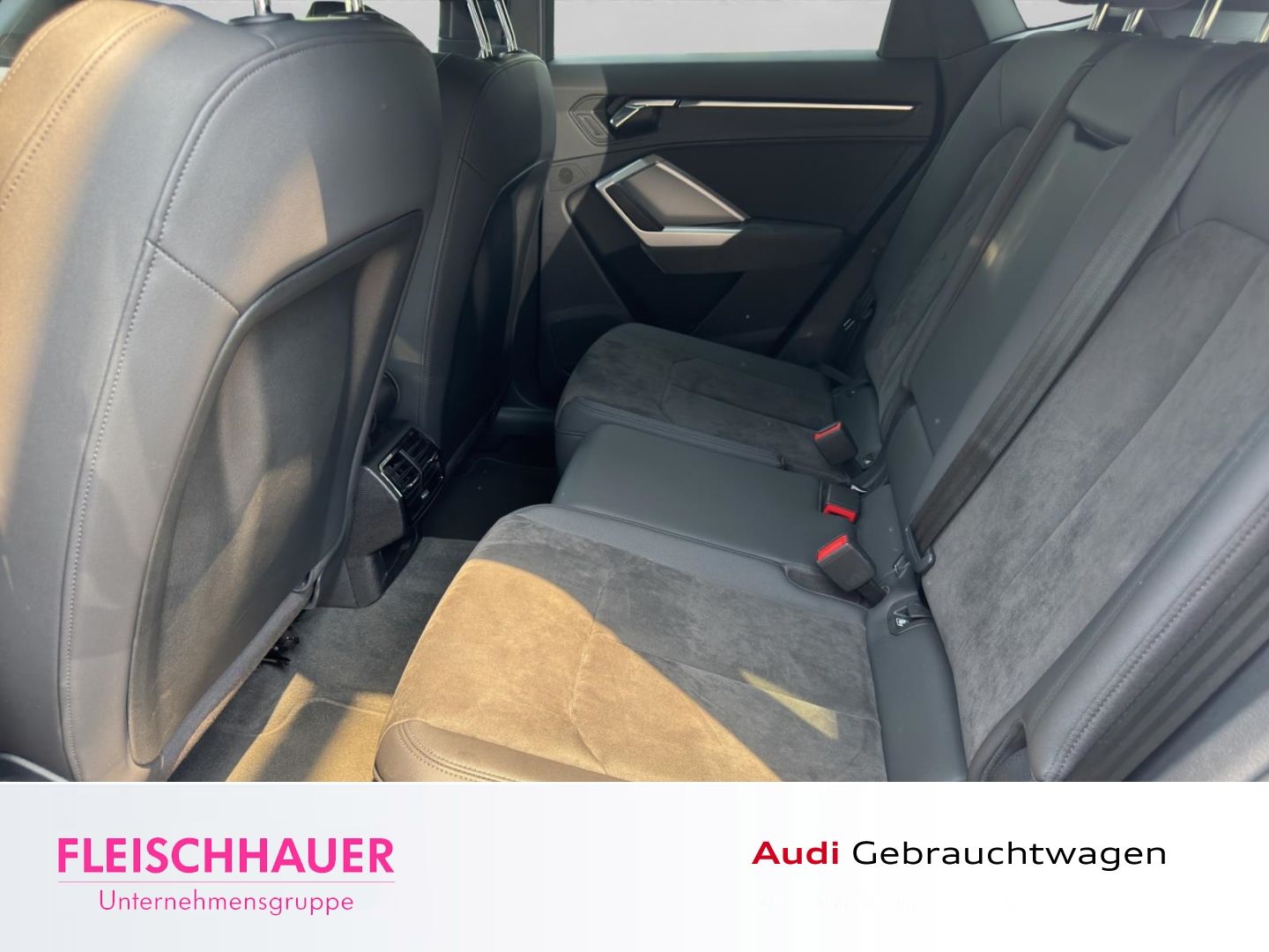 Audi Q3 Sportback 45 TFSI quattro S line Navi Soundsy foto 14