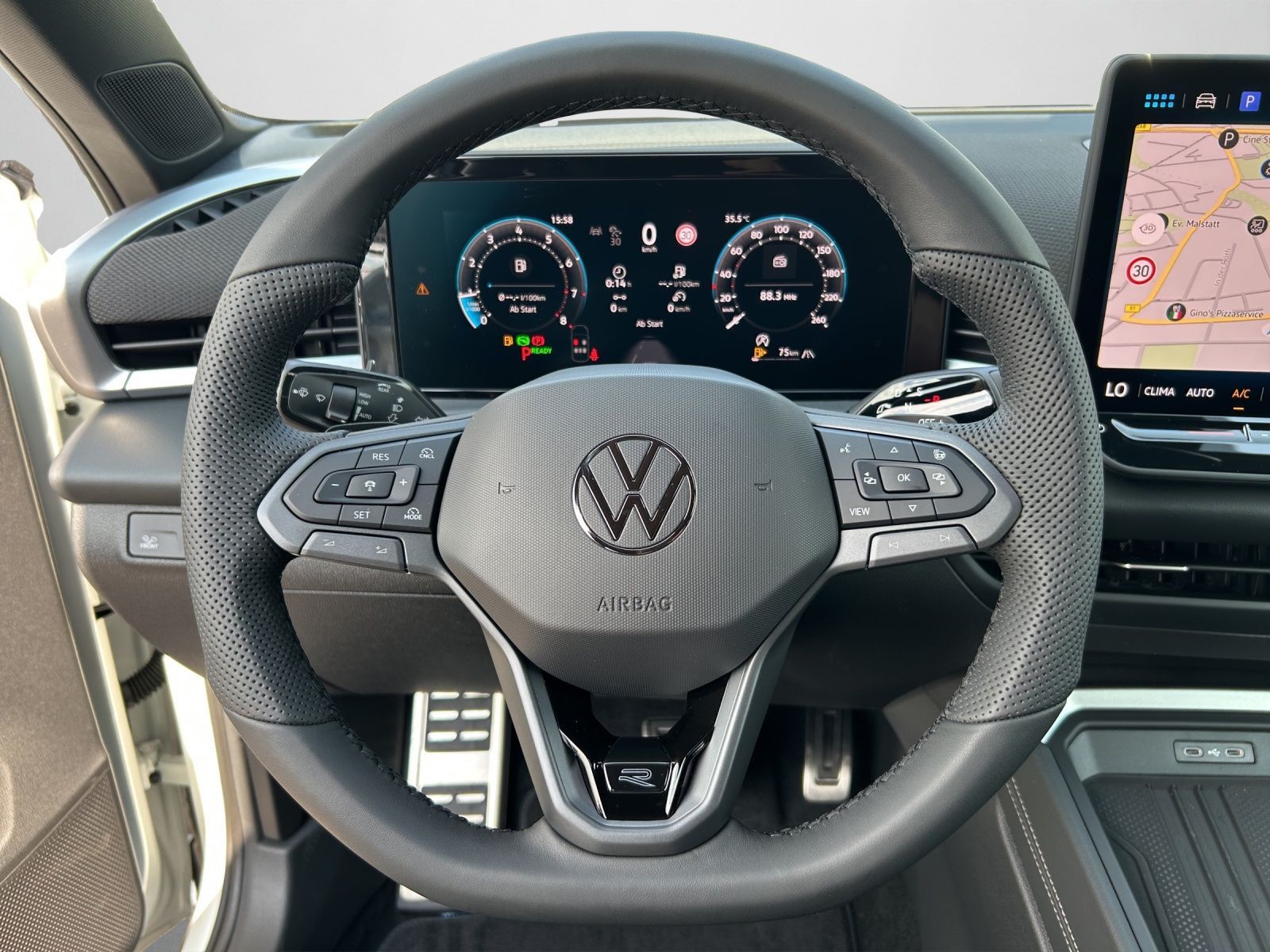 Volkswagen T-Roc - Bild 11