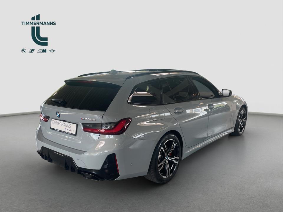 BMW M340d xDrive Touring M Sport Pro Pano Harman