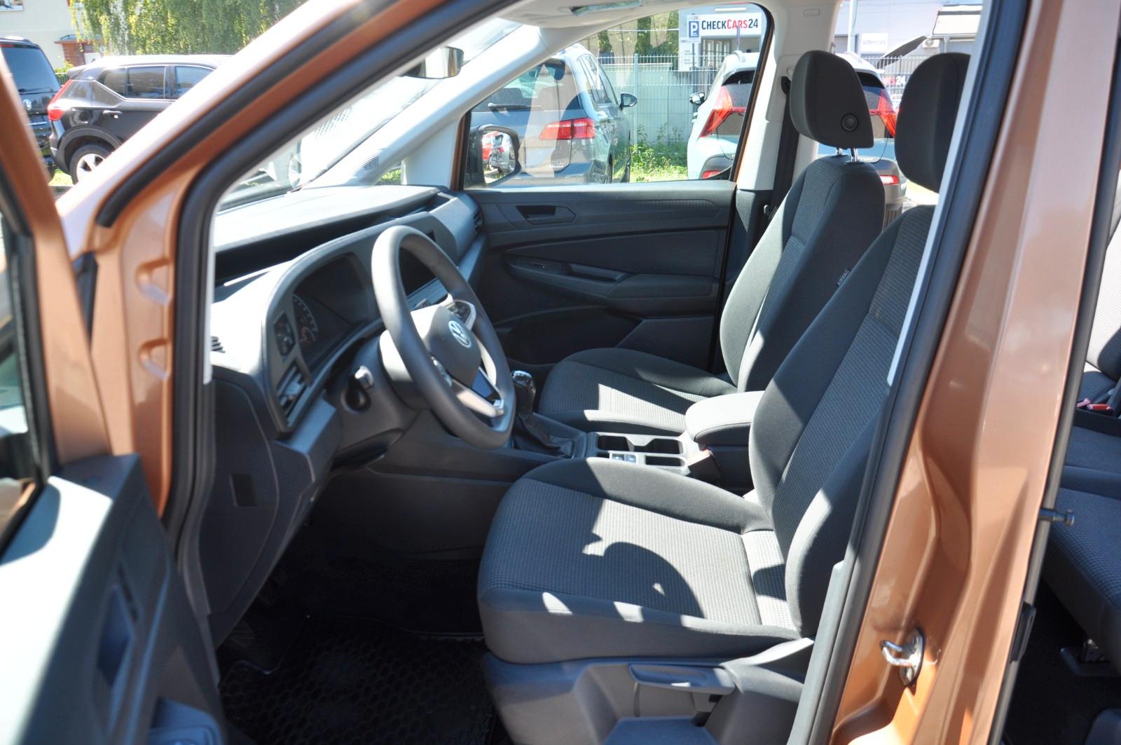 Volkswagen Caddy Maxi 1.5 TSI LED-APPLE-7 SITZER