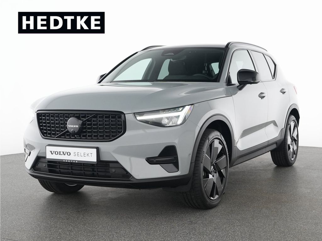 2025 Volvo XC40