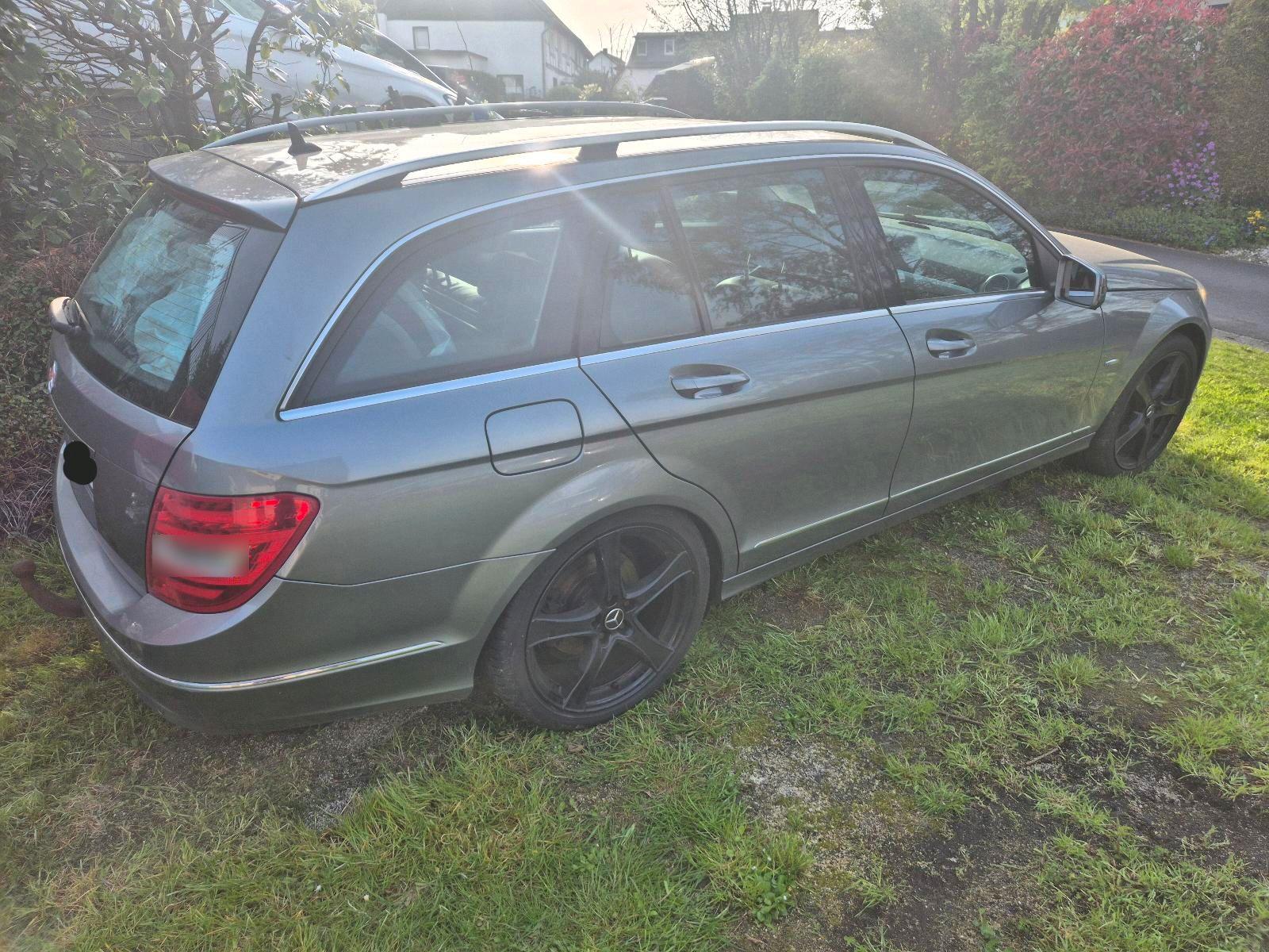 Mercedes-Benz C220 2011 — photo 5