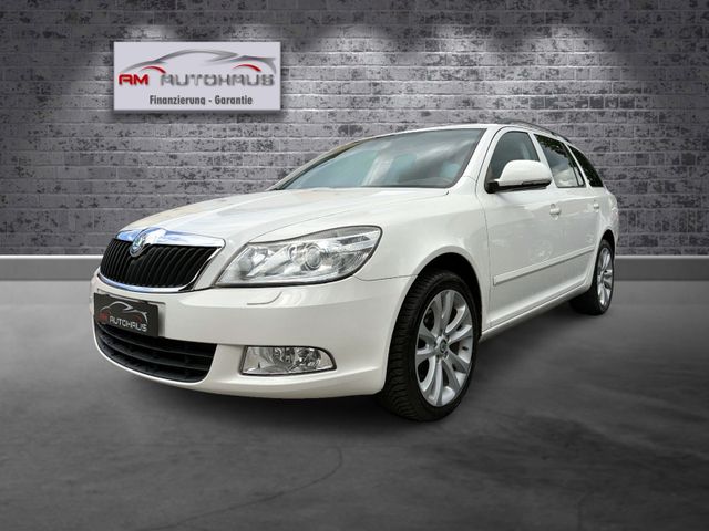 Skoda Octavia Combi Elegance*S-DACH*PDC*NAVI*XENO*EU5*