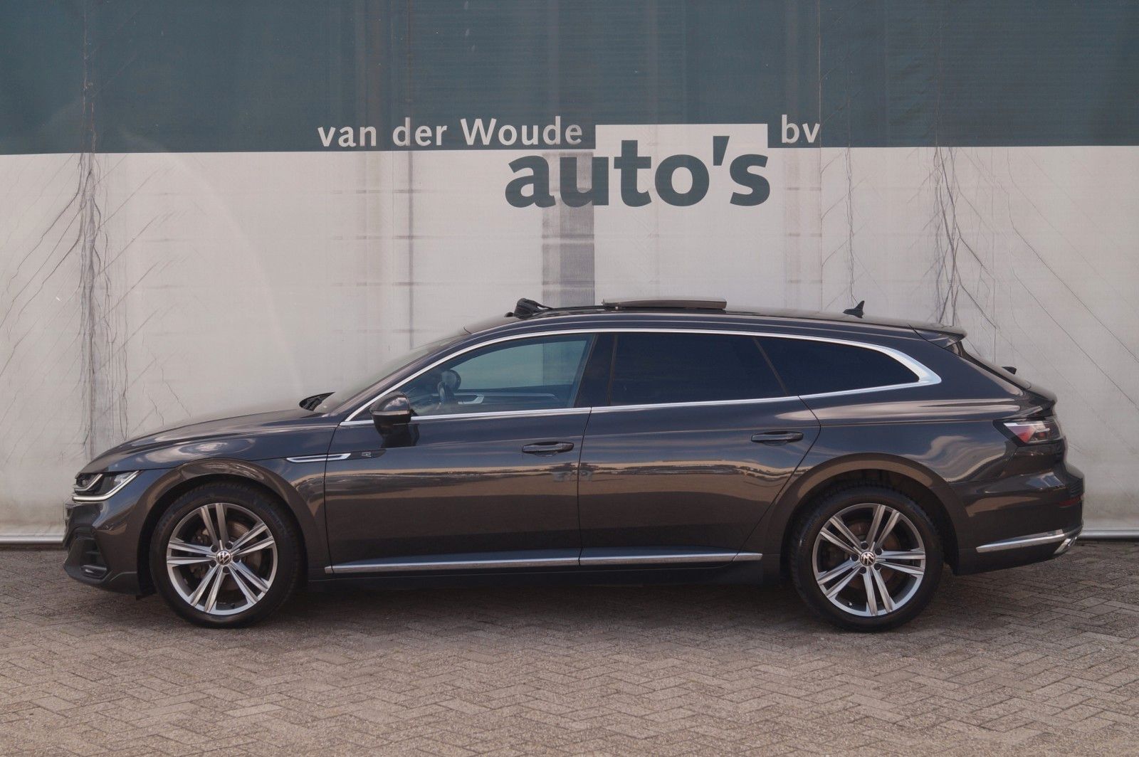 VW Arteon Shooting Brake R-Line eHybrid