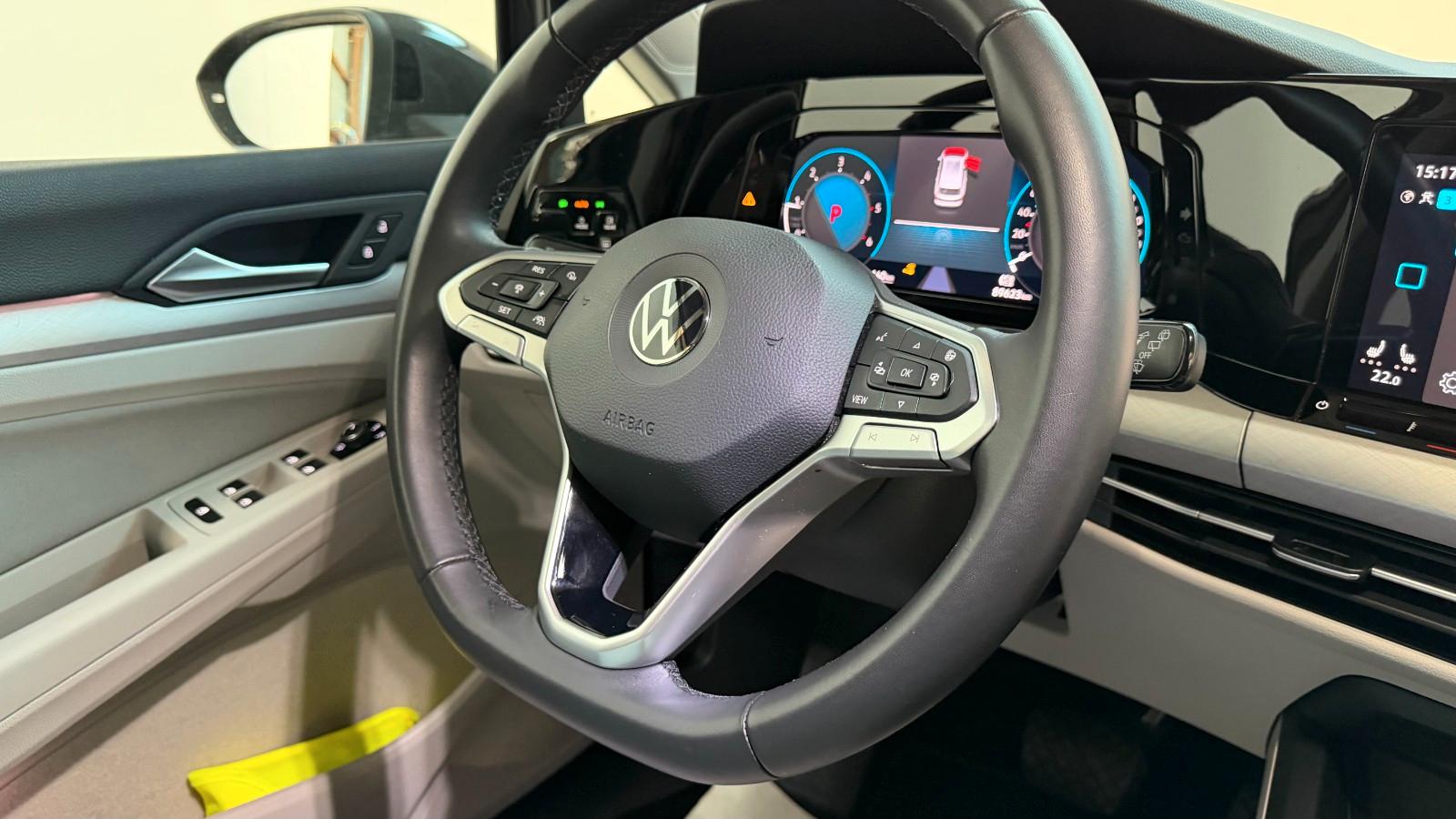 Volkswagen Golf VIII Variant Life AHK-KAM-KESSY-ACC-SIDE, миниатюра 16
