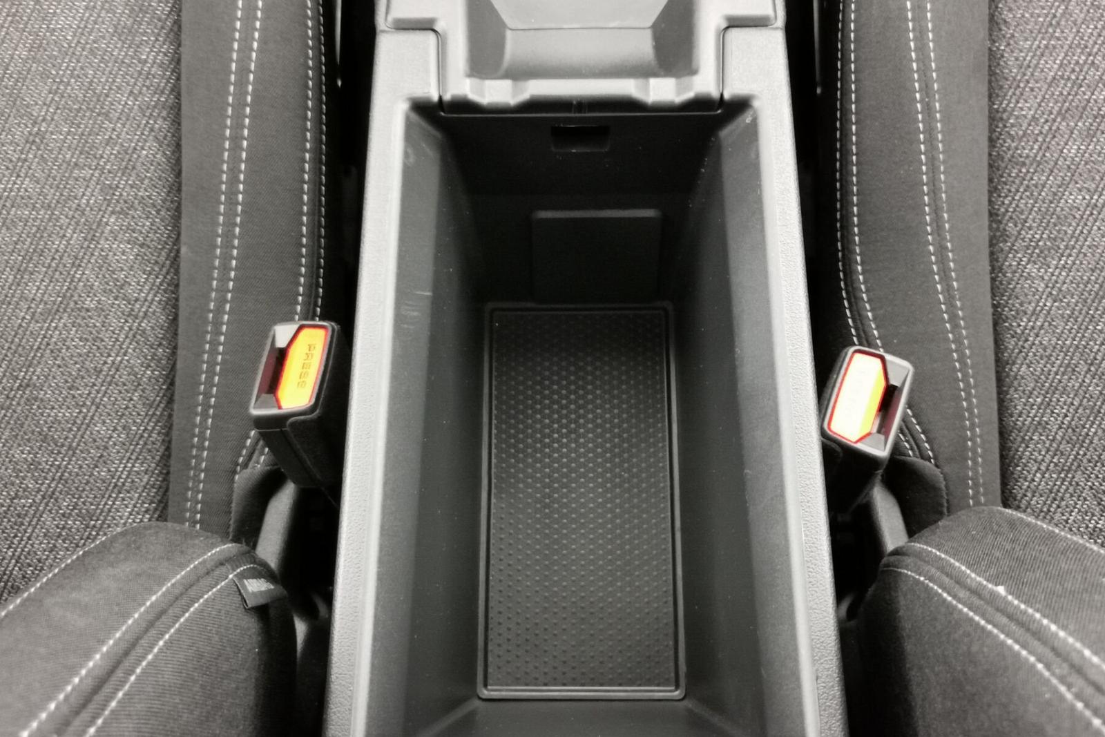 BMW 1 Series i M Sport Design NAV SHZG ParkAss+RFK Alarm, миниатюра 14