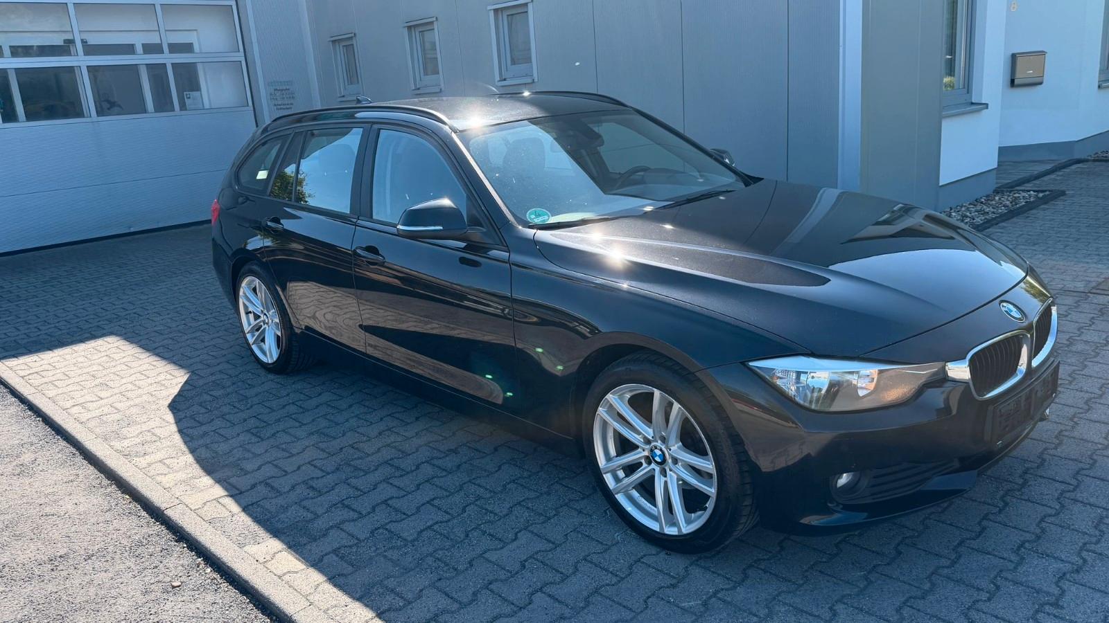 BMW 320