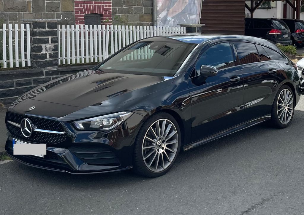 Image of Mercedes-Benz CLA 200 Shooting Brake