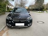 BMW X5 xDrive35i fast Vollausst ACC PANO 360° 8fach - BMW X5 mit Benzin-Antrieb