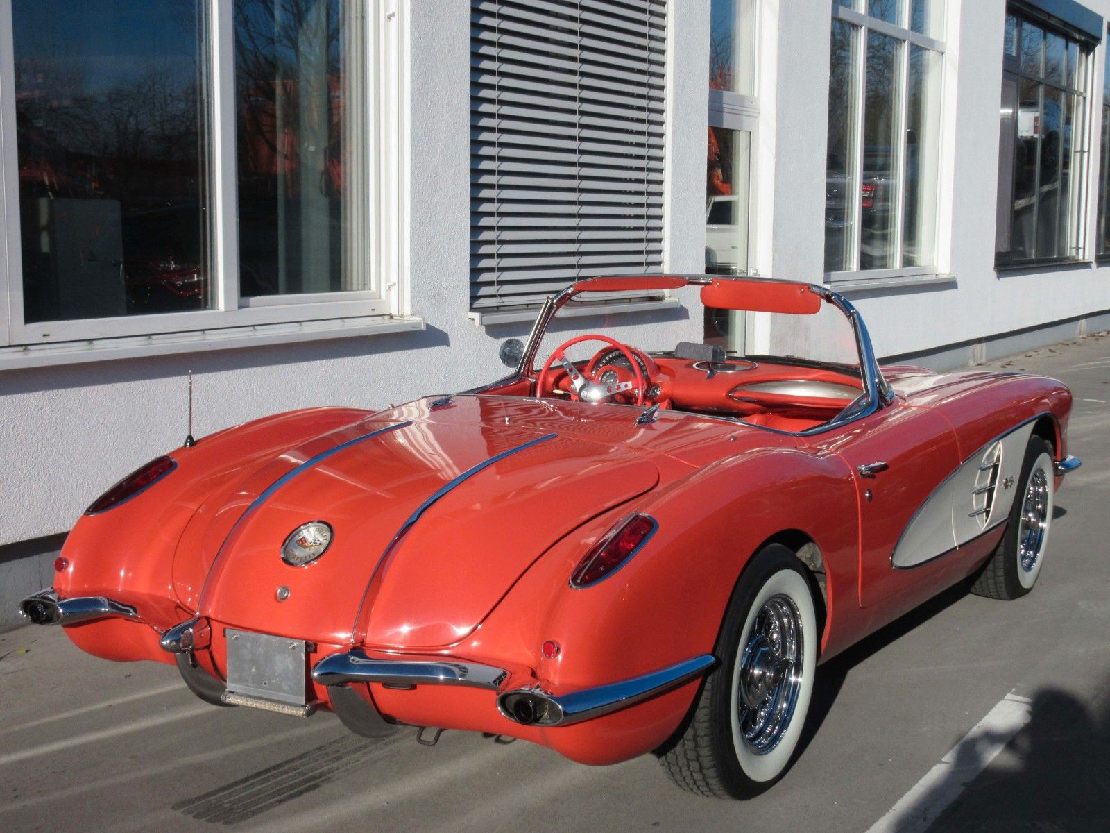 Vehicle photo 1