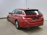 BMW 320 d Touring / PANORAMA / LEDER / HEAD-UP / 1HA - rote BMW 320