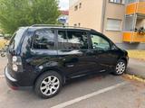 Volkswagen VOLKSWAGEN TOURAN 1.4 TSI FREESTYLE - Volkswagen Touran aus 2010: Freestyle