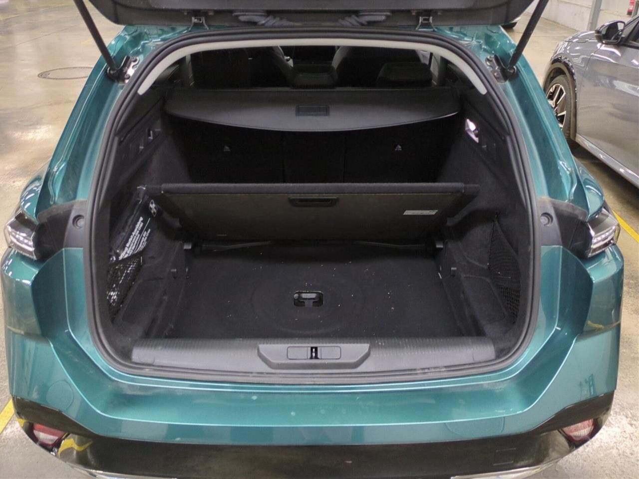 Fahrzeugabbildung Peugeot 308 SW Allure Blue HDI 130 eAT